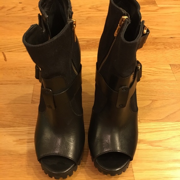 Tory Burch Black Open Toe Booties Size 9.5 - Picture 2 of 7